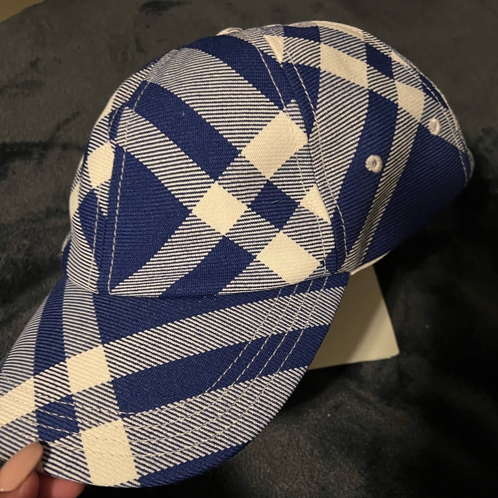 Burberry Tartan Baseball Hat size S NWT!!! - Picture 14 of 15